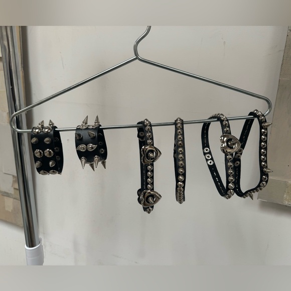 Lot of punk chokers collar and bracelets - 4 necklaces, 3 bracelets - Picture 2 of 15